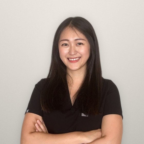 Laura (Yumin) Lee